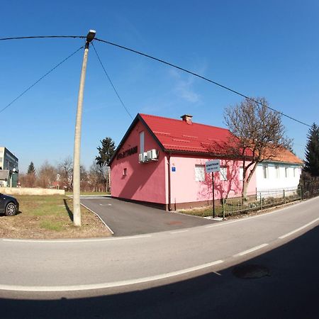 Apartman Kupa Karlovac Esterno foto
